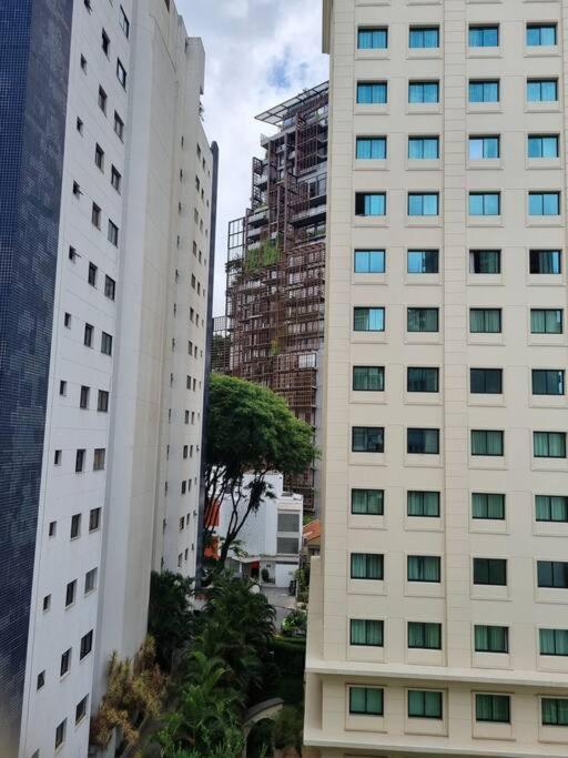 Dourado No Coracao Da Av Paulista * São Paulo